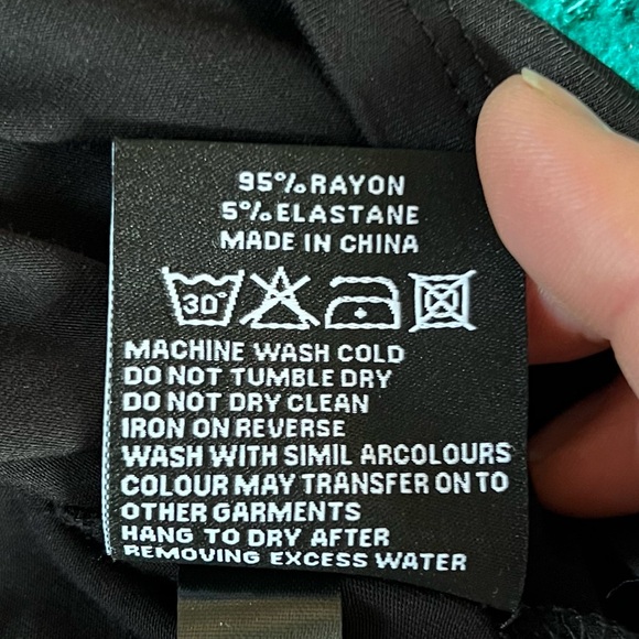 Killstar - Xara Keyhole Top (Medium) NWOT - Picture 11 of 11